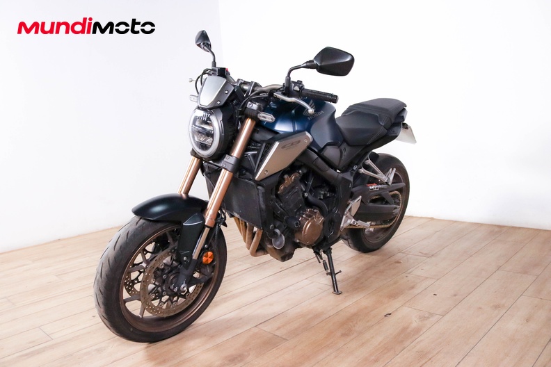 Motorbike image 7