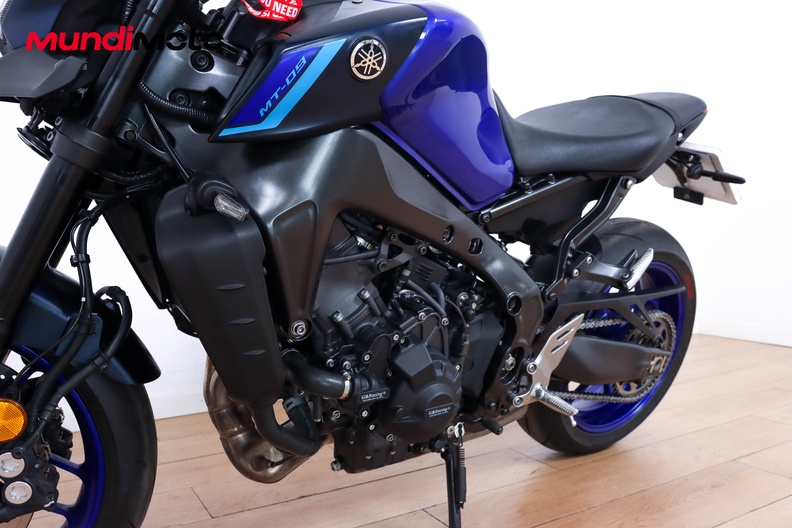 Motorbike image 8
