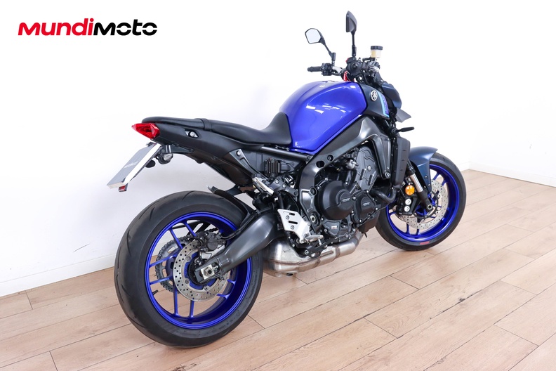Motorbike image 2