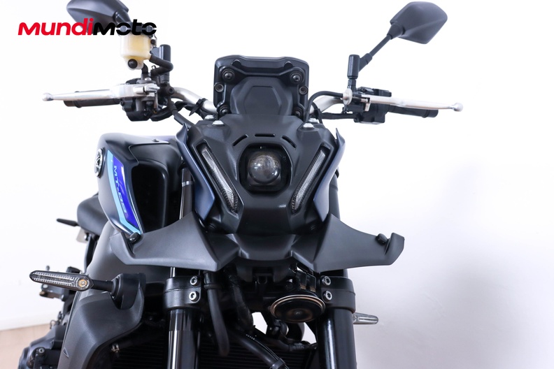 Motorbike image 4