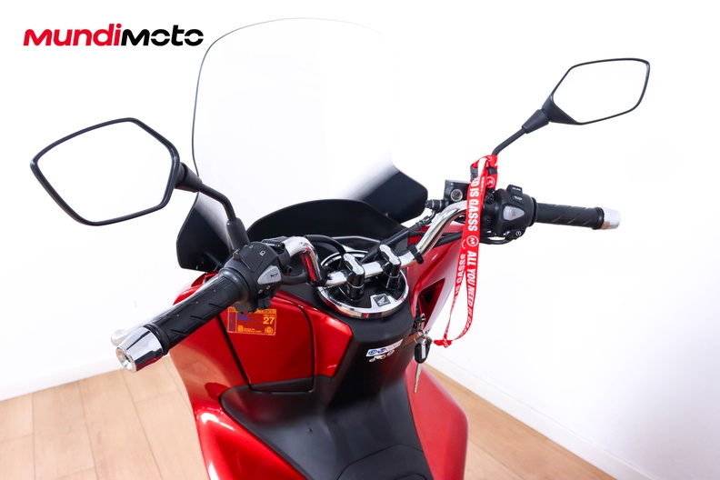 Motorbike image 10