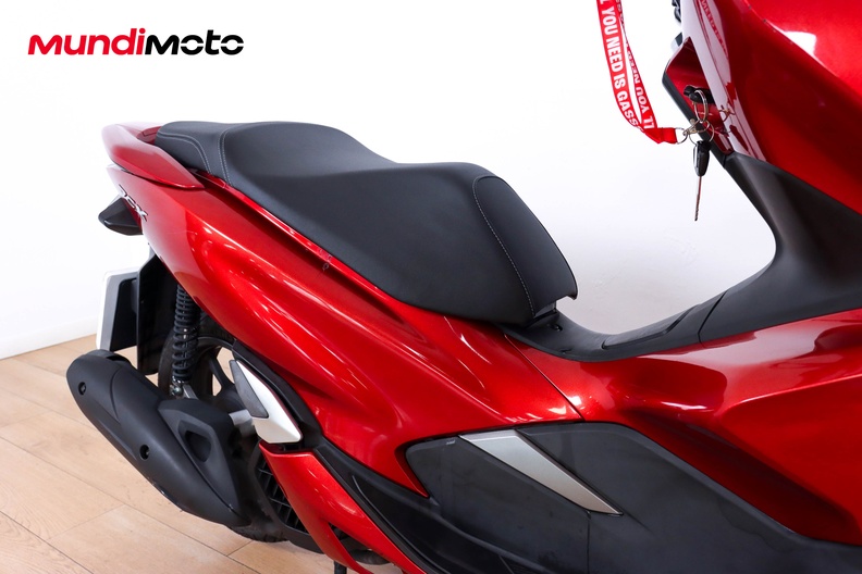 Motorbike image 12