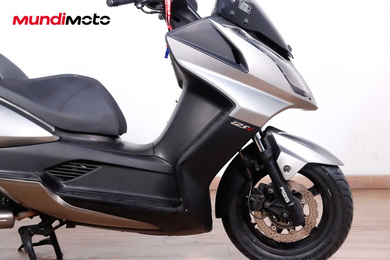 Motorbike image 12