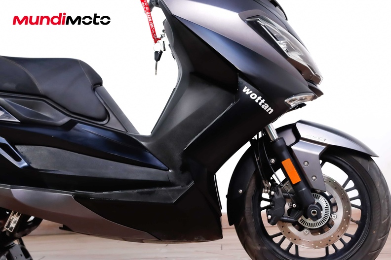 Motorbike image 12
