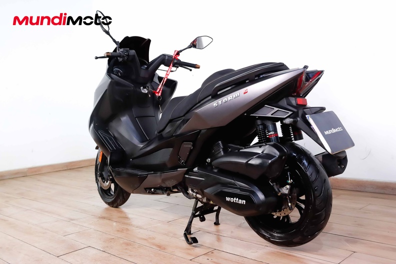 Motorbike image 6