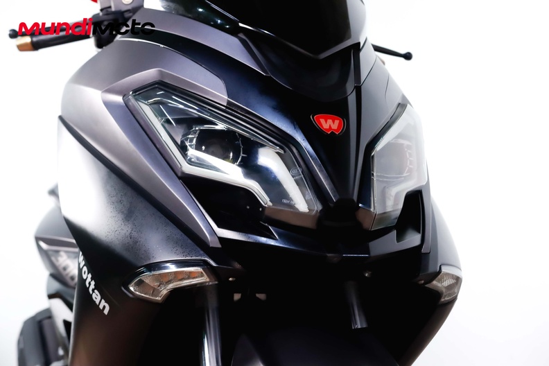 Motorbike image 4