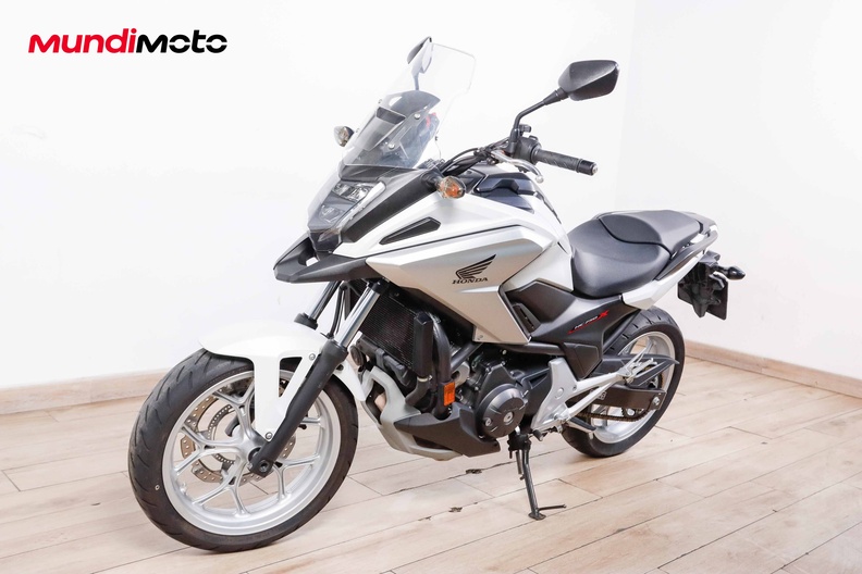 Motorbike image 6