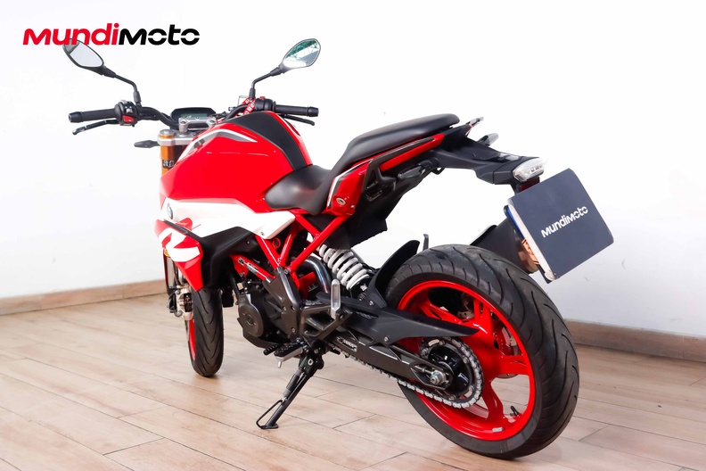Motorbike image 6