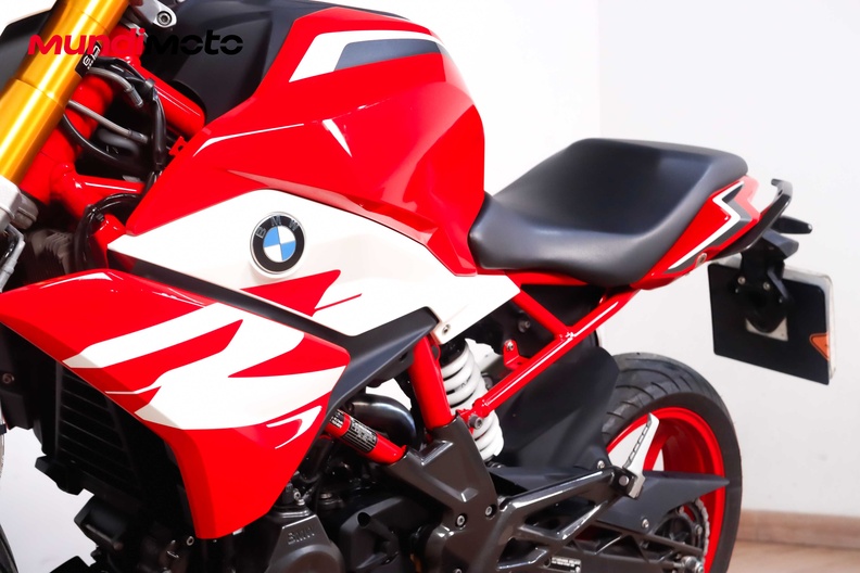 Motorbike image 8