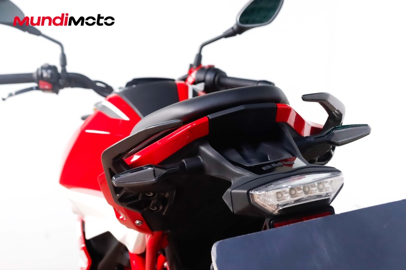 Motorbike image 9