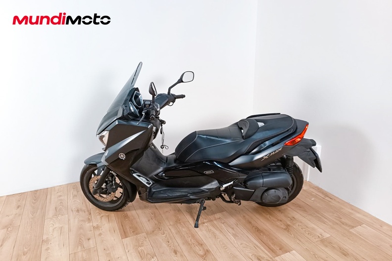 Motorbike image 5