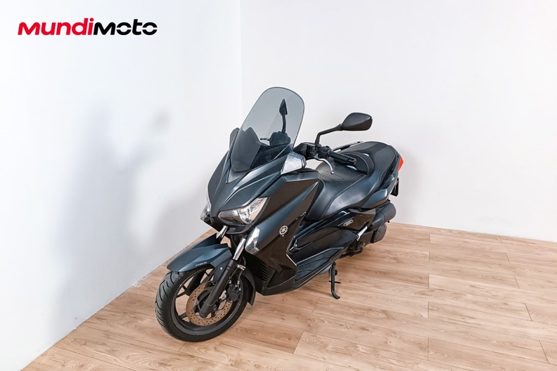 Motorbike image 6