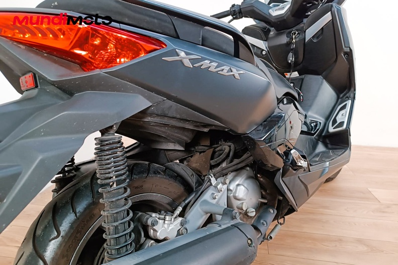 Motorbike image 3