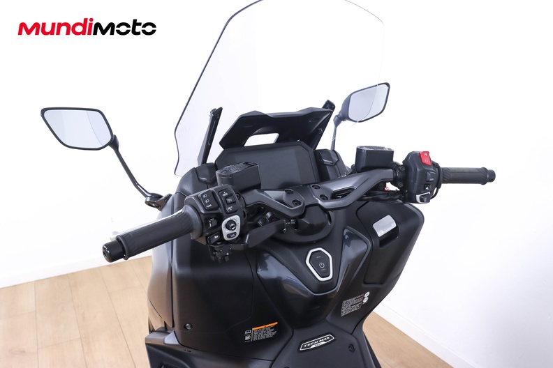 Motorbike image 10