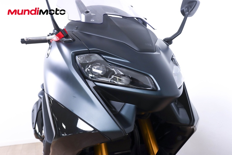 Motorbike image 4