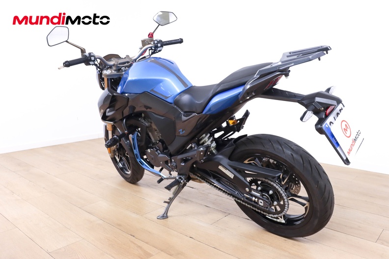 Motorbike image 7