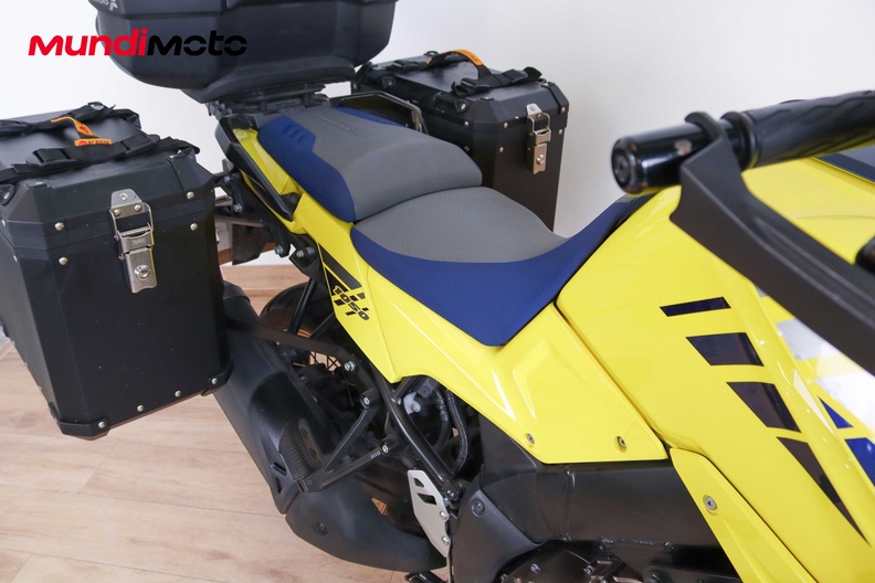Motorbike image 13