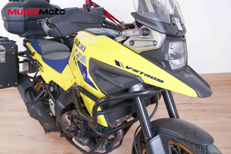 Motorbike image 4