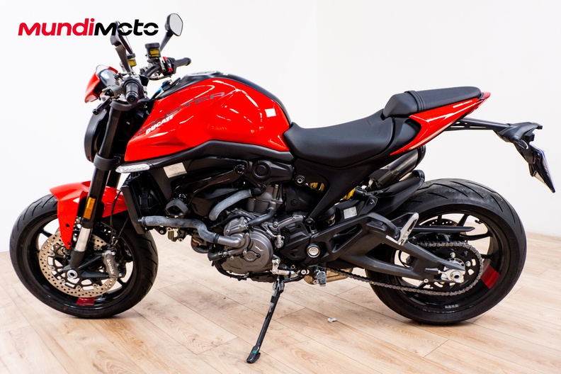 Motorbike image 5