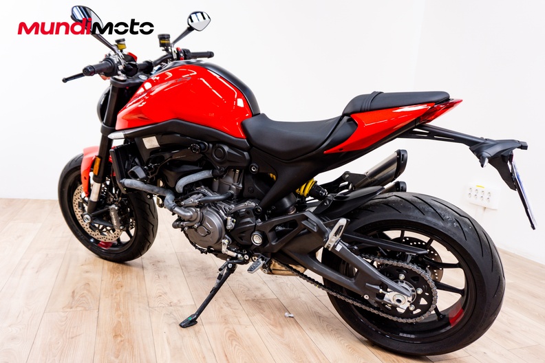 Motorbike image 7