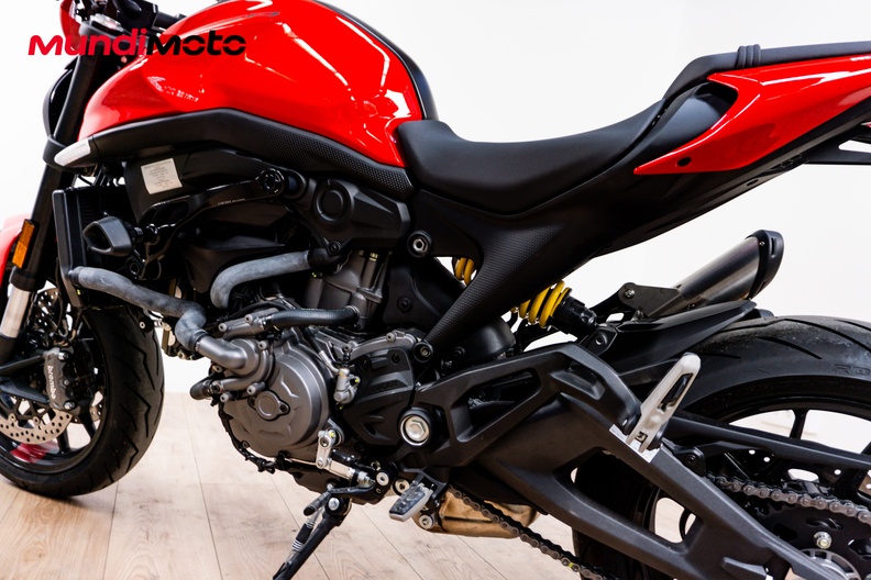 Motorbike image 8
