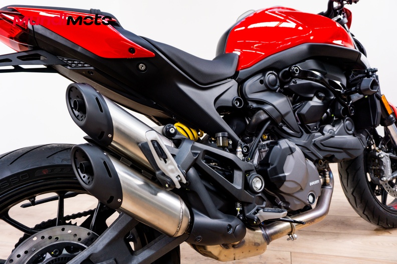 Motorbike image 3