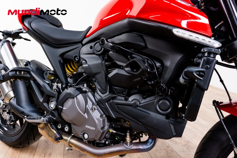 Motorbike image 4