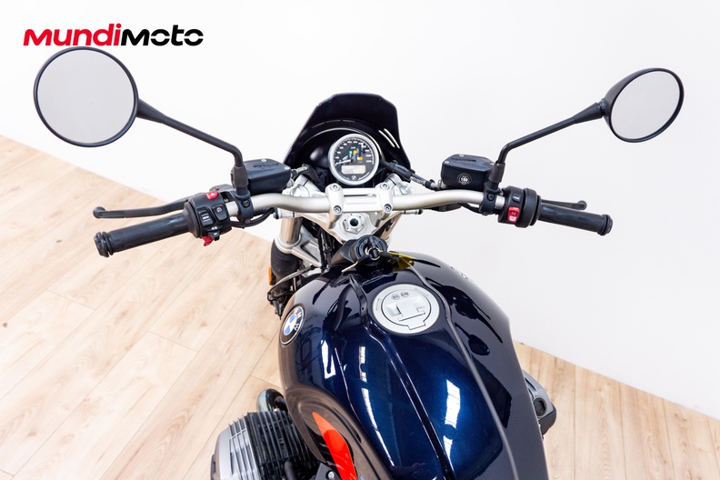 Motorbike image 10