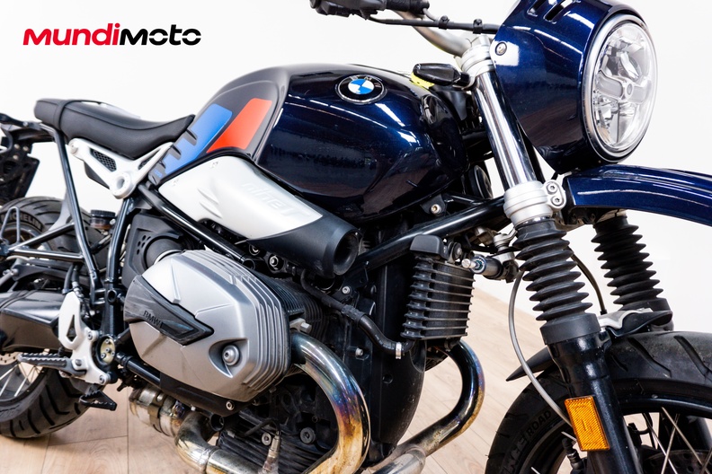 Motorbike image 4