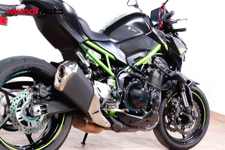 Motorbike image 3