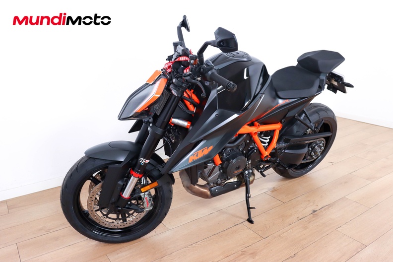 Motorbike image 7