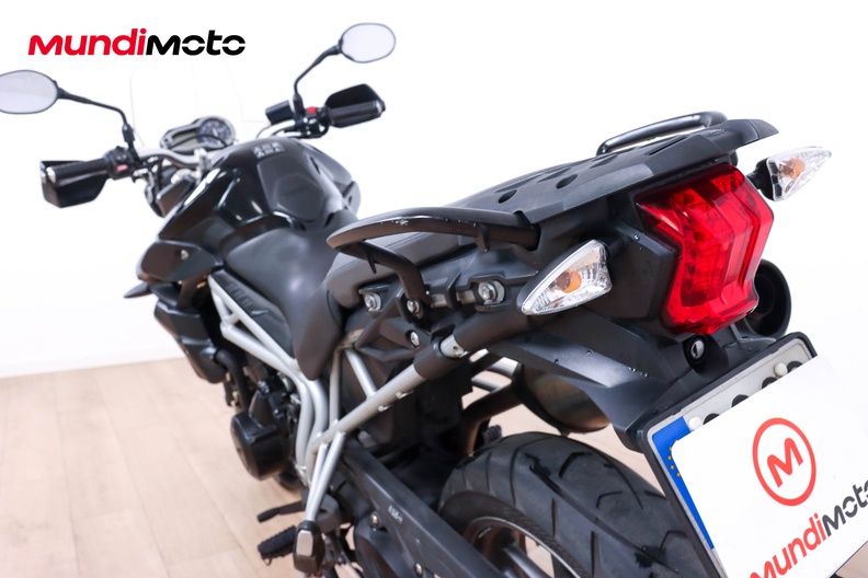 Motorbike image 8
