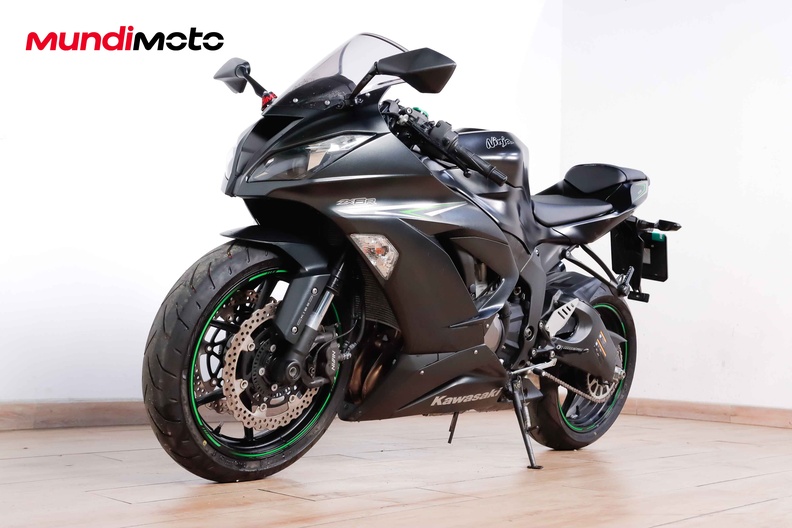 Motorbike image 7