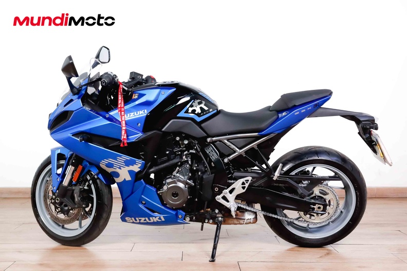 Motorbike image 5