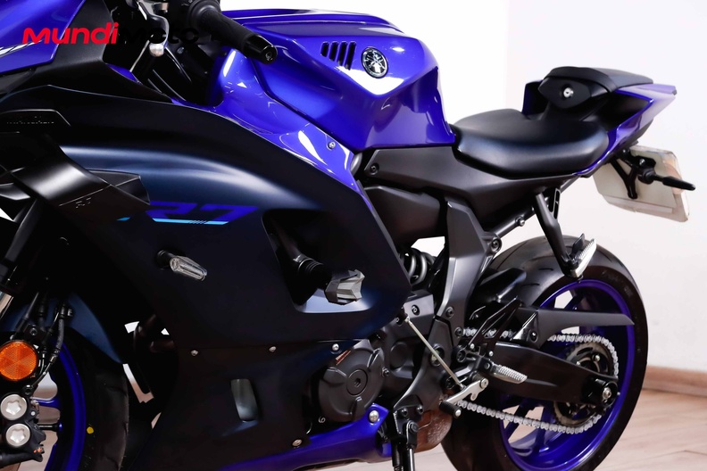 Motorbike image 8