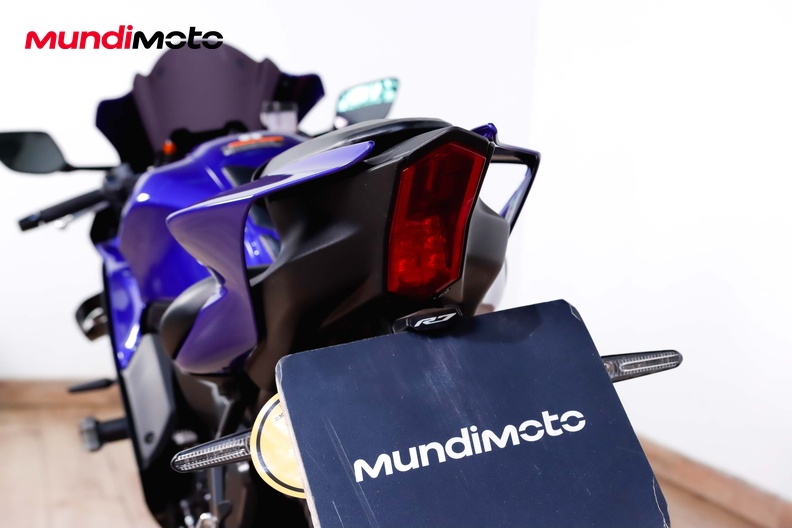 Motorbike image 9