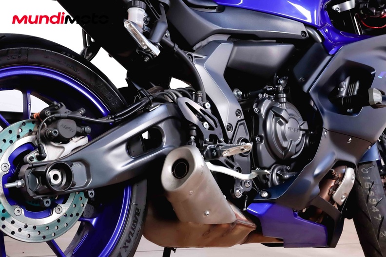 Motorbike image 3
