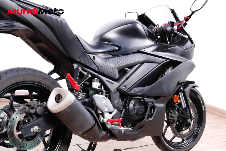Motorbike image 3