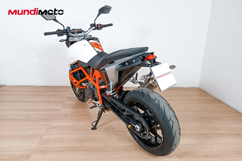 Motorbike image 7
