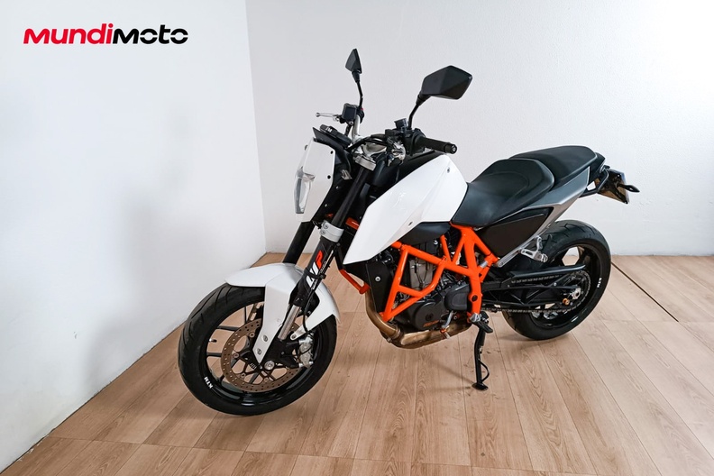 Motorbike image 6