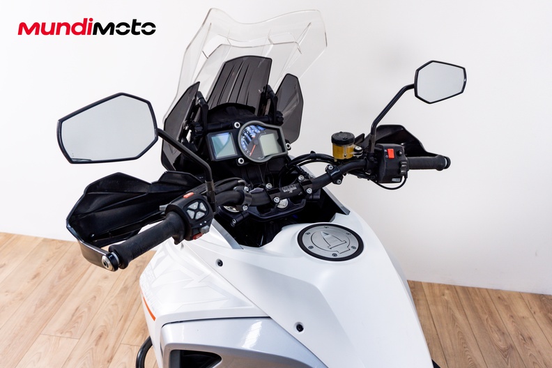 Motorbike image 10