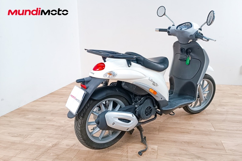 Motorbike image 2