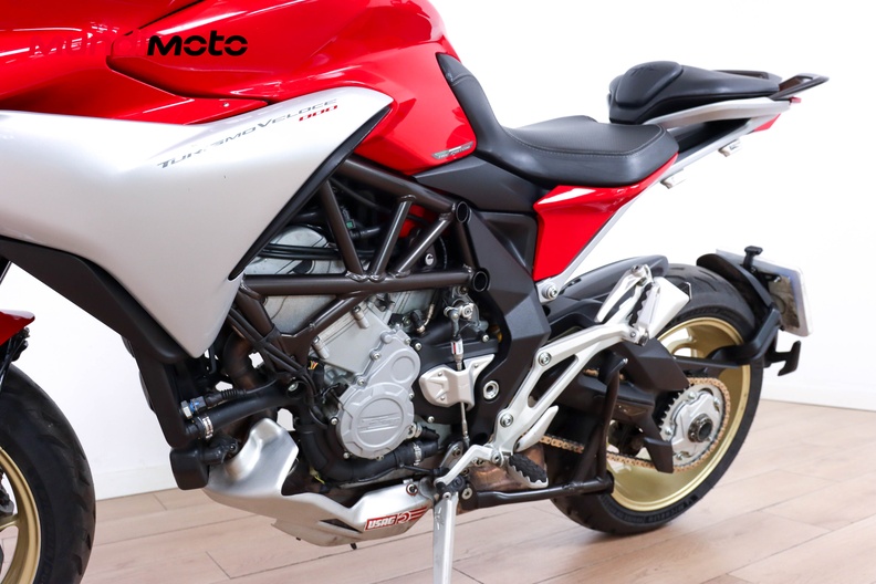 Motorbike image 8