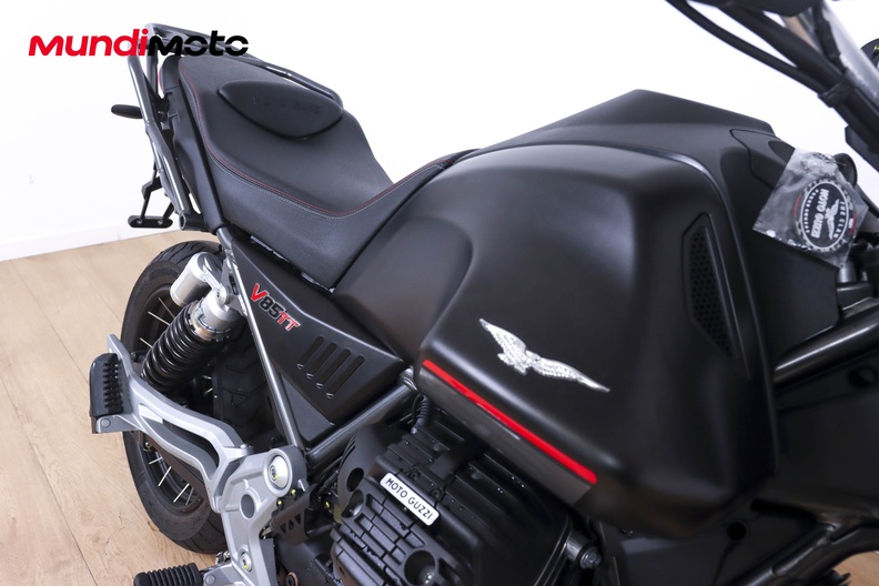 Motorbike image 12