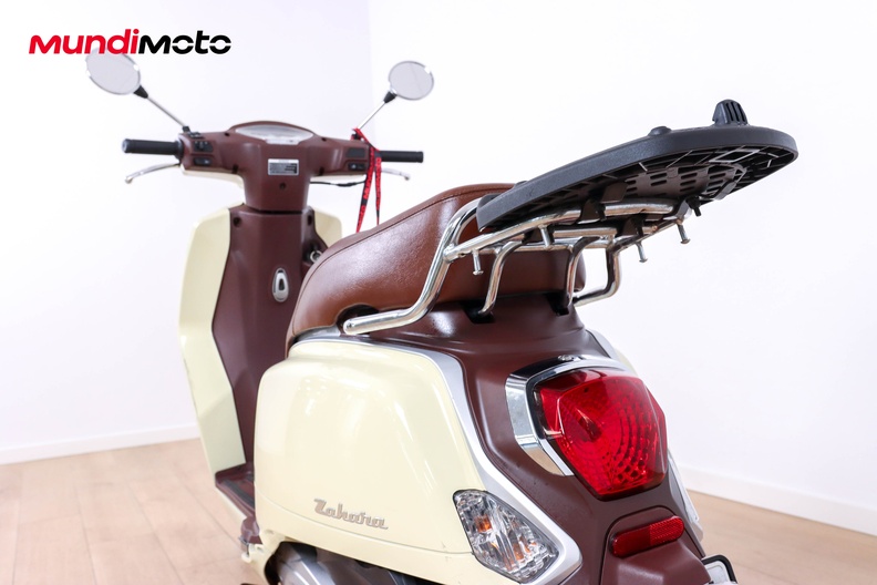 Motorbike image 8