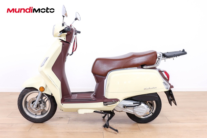 Motorbike image 5