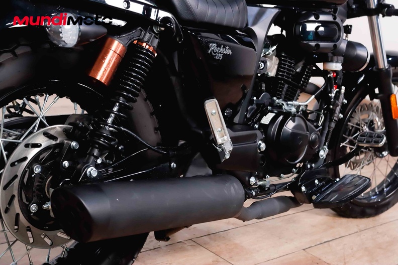 Motorbike image 3