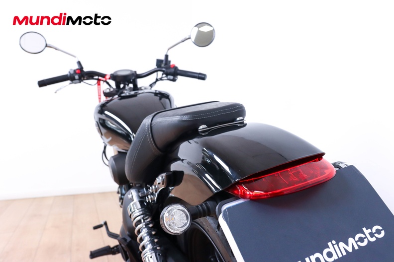 Motorbike image 9