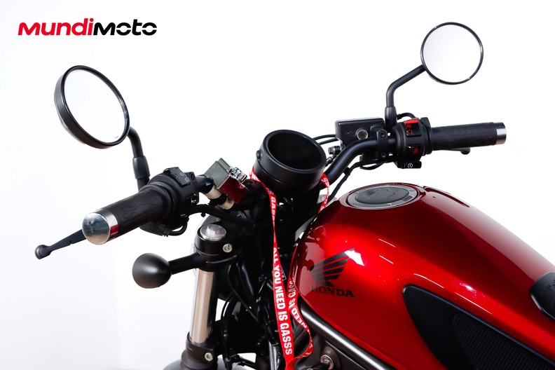 Motorbike image 10