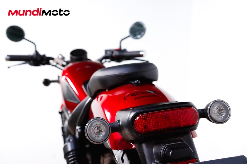 Motorbike image 9